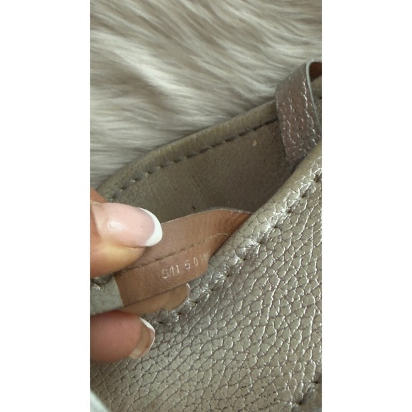 Tory Burch Miller Sandals Metallic Silver Leather Flip Flops Women US Size 8 - Picture 6 of 6